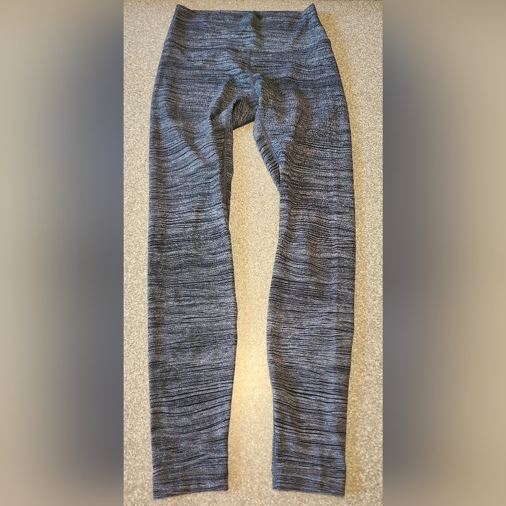 Lululemon Wunder Under High Rise Legging Size 6